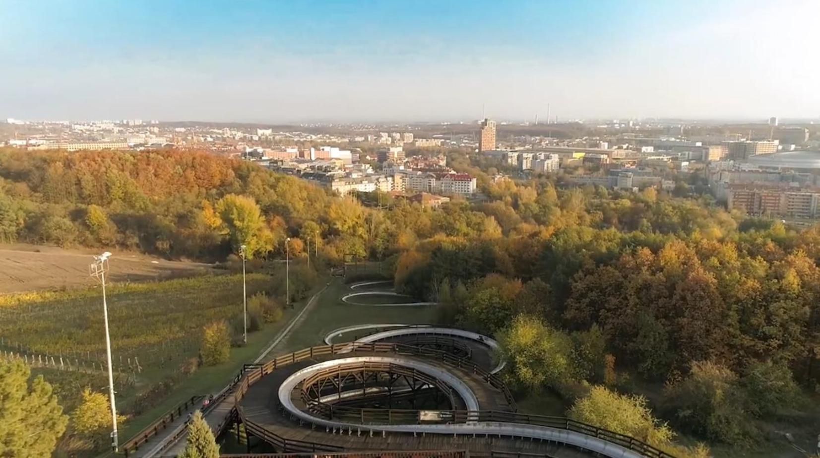 U Metra, 4 Hoste, Parking Free, Blizko O2 Arena Praga